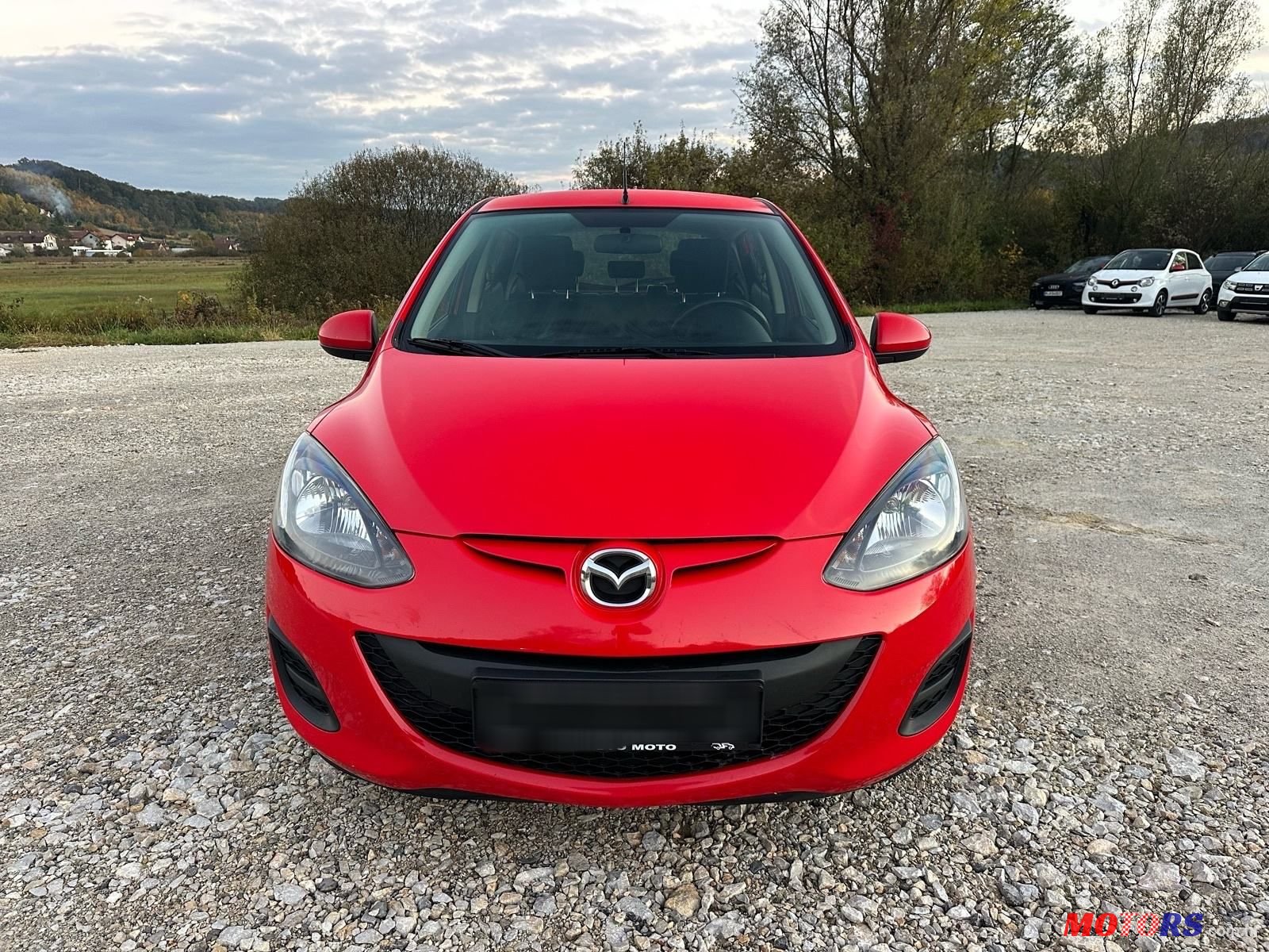 2013' Mazda 2 2 Cd95 photo #2