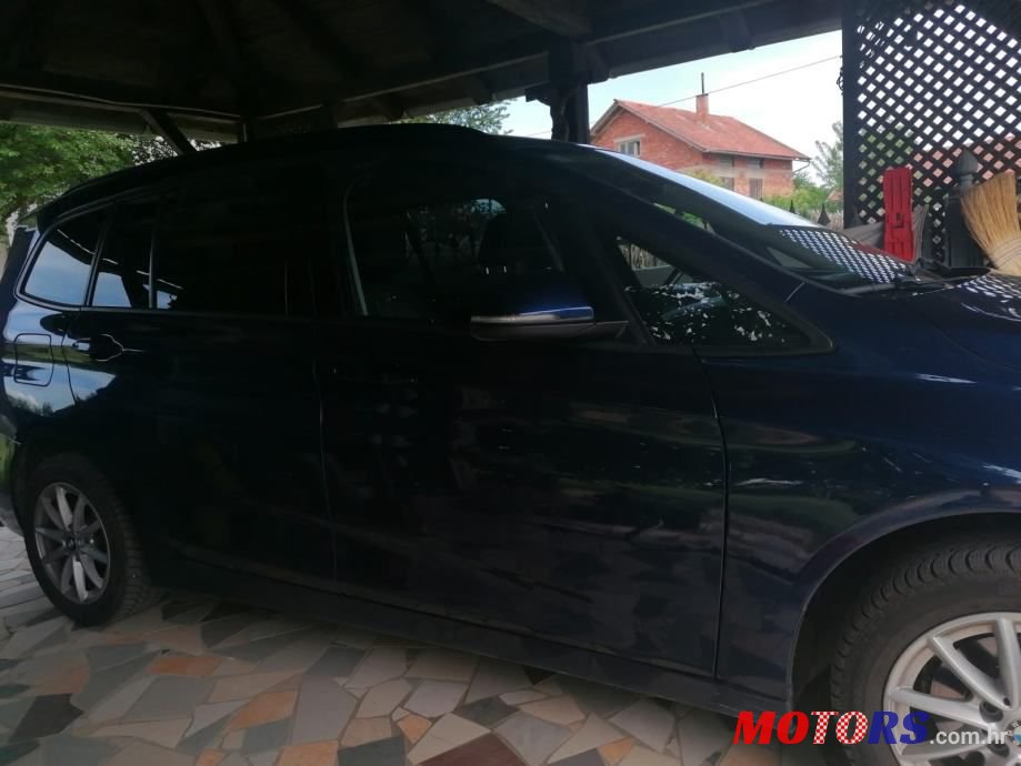 2017' BMW Serija 2 216D photo #4