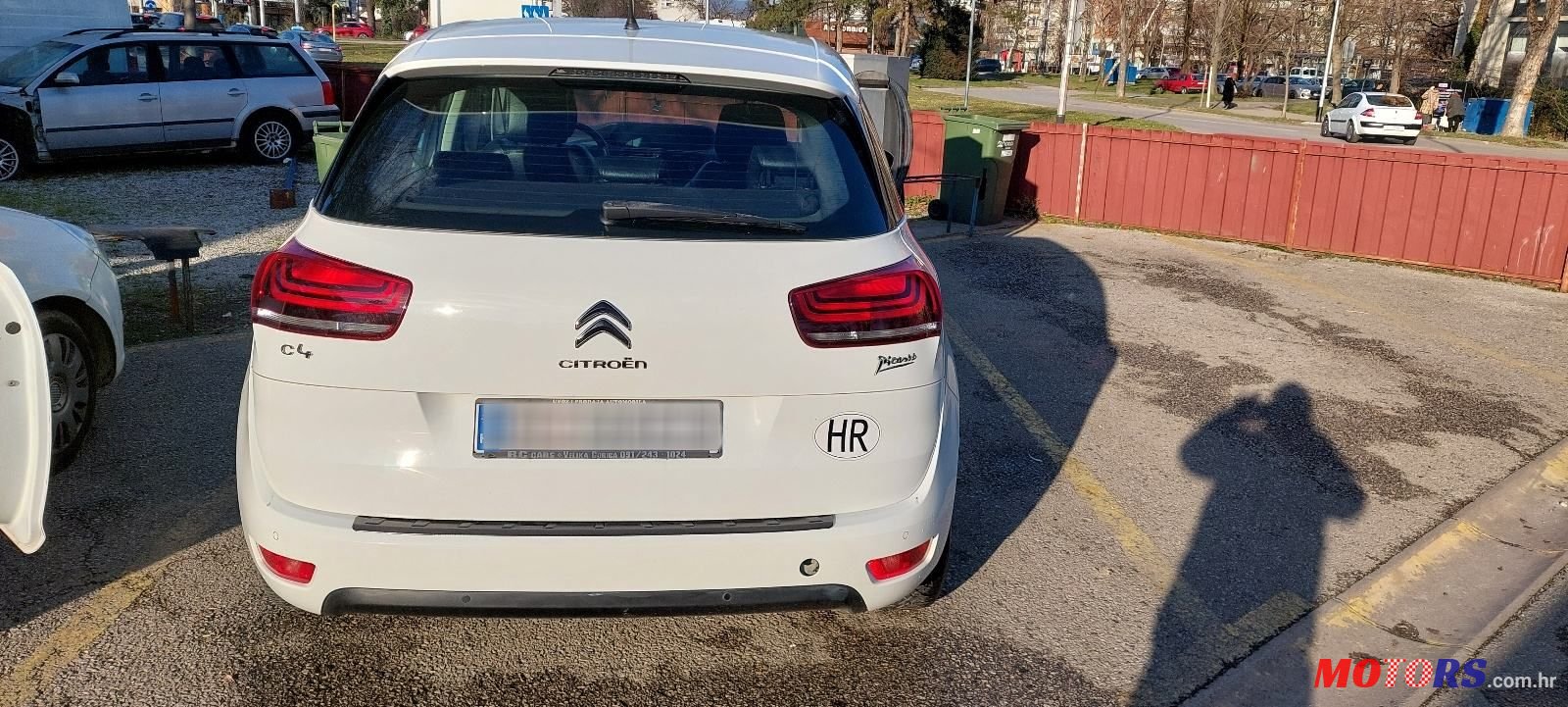 2017' Citroen C4 Picasso Bluehdi 120 photo #3