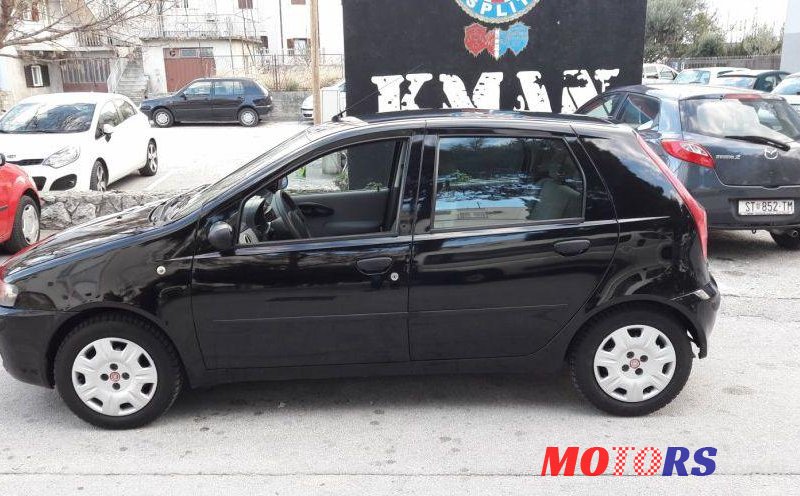 2002' Fiat Punto 1,2 photo #1