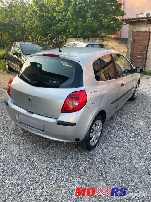 2007' Renault Clio 1,2 16V photo #2
