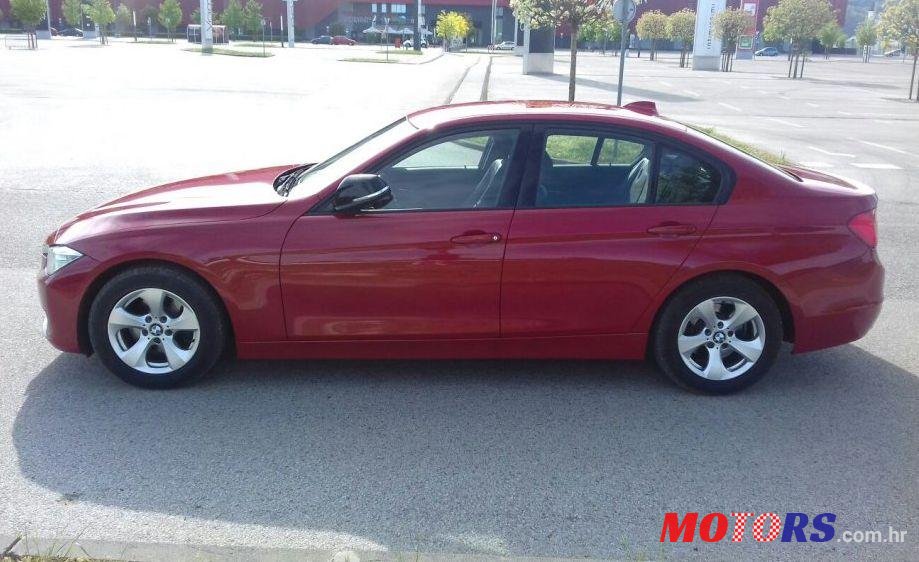 2012' BMW Serija 3 320D photo #1