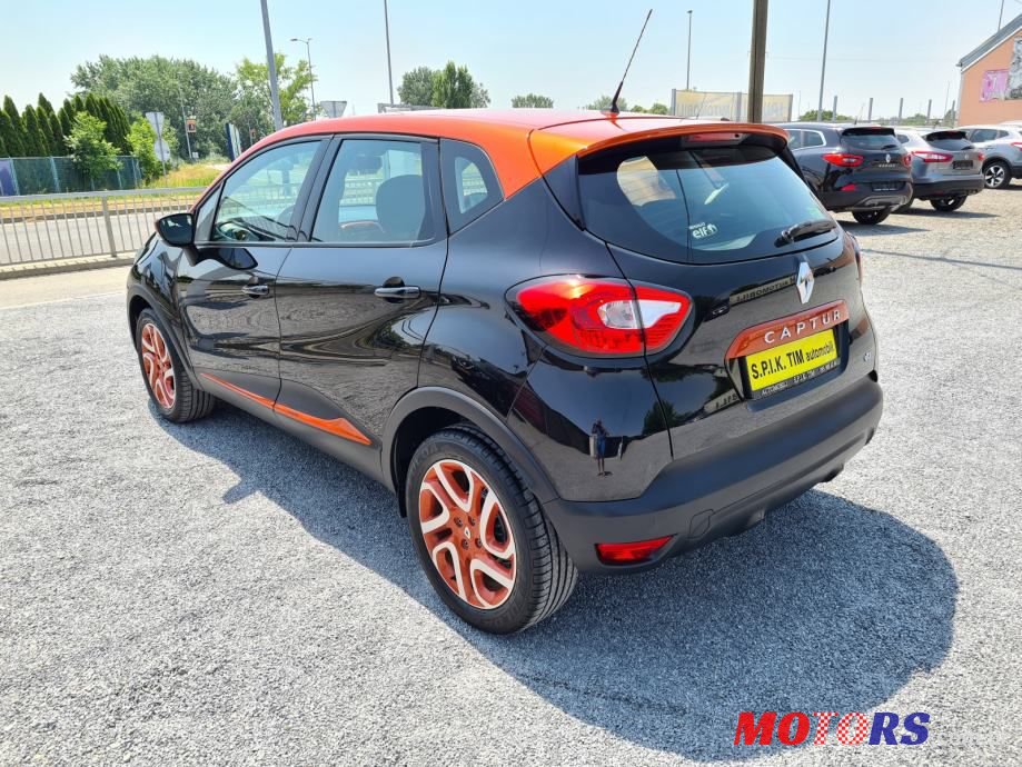 2015' Renault Captur Dci 90 photo #3