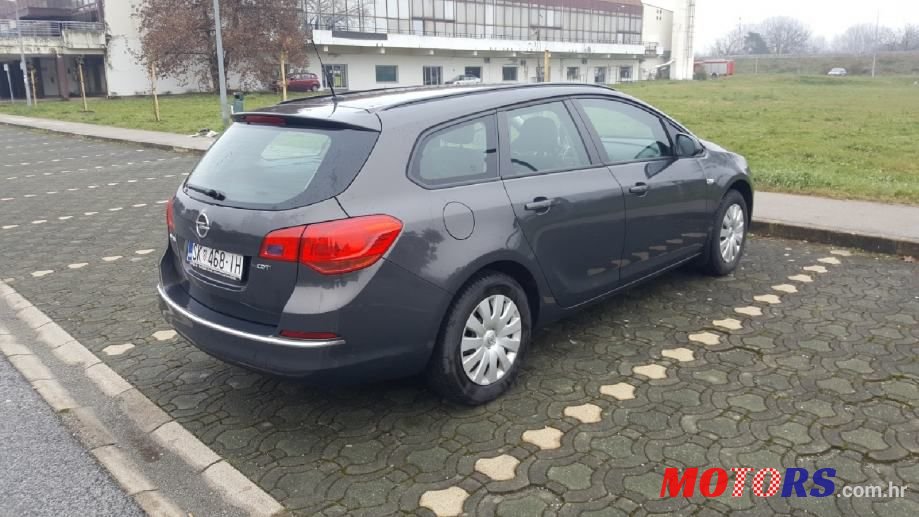 2016' Opel Astra Karavan photo #1