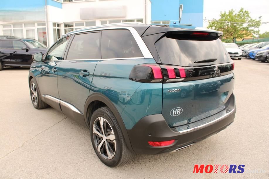 2020' Peugeot 5008 1,2 photo #4