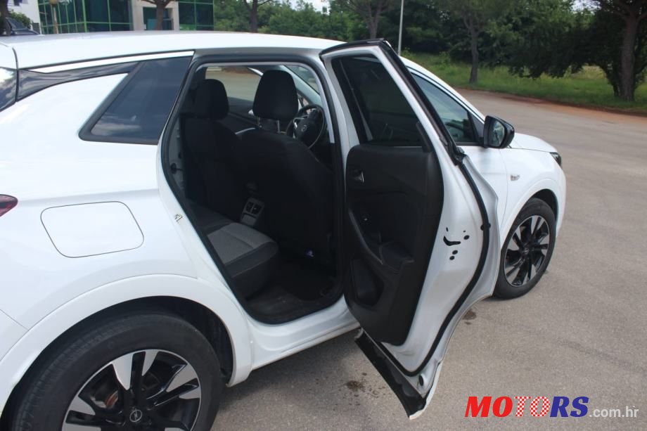 2023' Opel Grandland 1.5 Dth photo #4