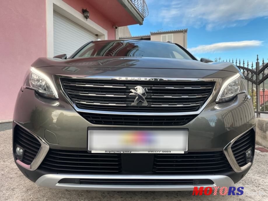 2018' Peugeot 5008 1,5 Bluehdi photo #3
