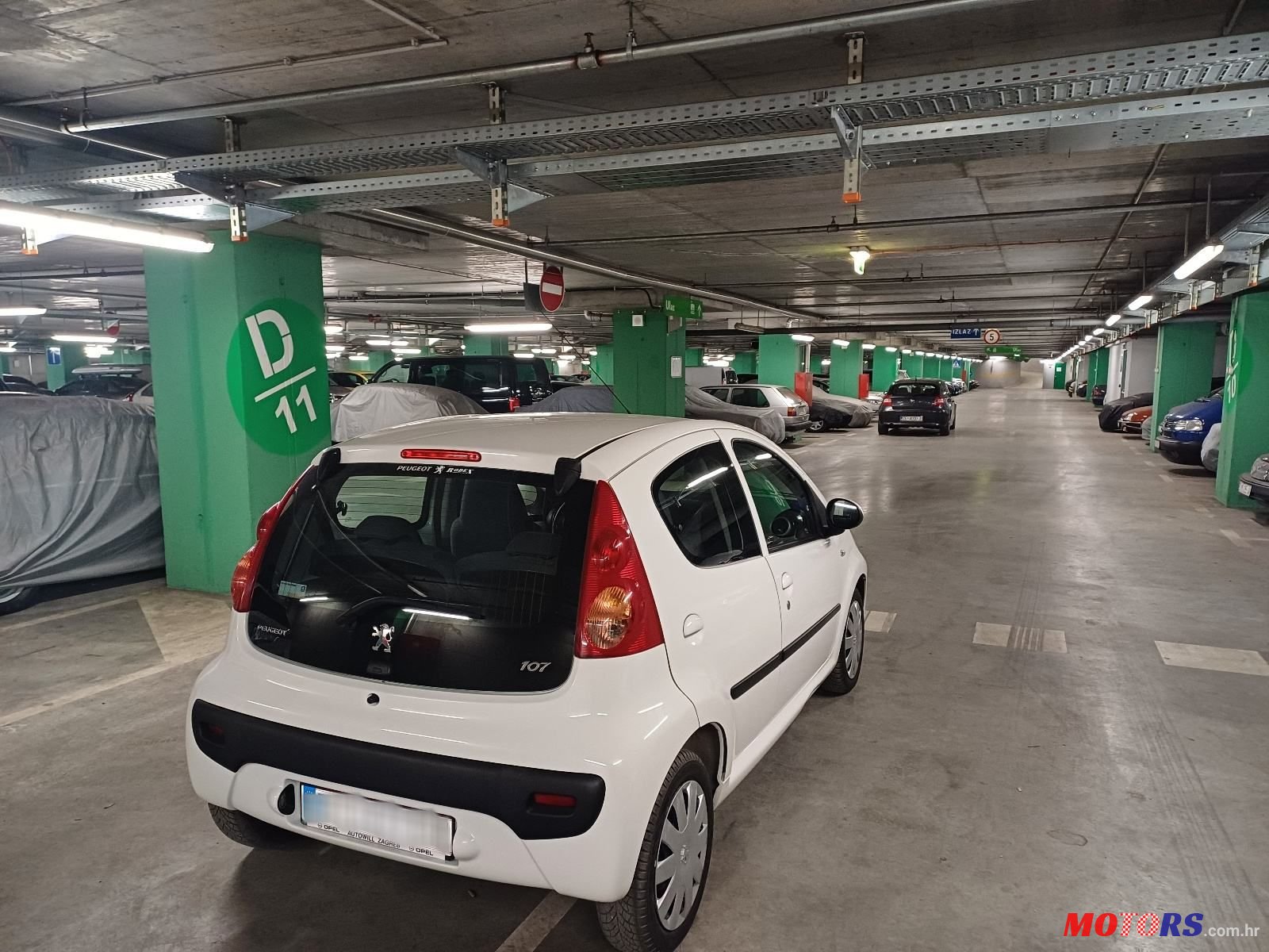 2007' Peugeot 107 1.0 photo #3