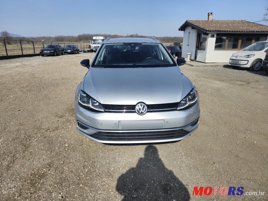 2019' Volkswagen Golf VII 1,6 Tdi photo #1
