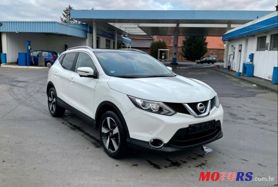 2015' Nissan Qashqai photo #2