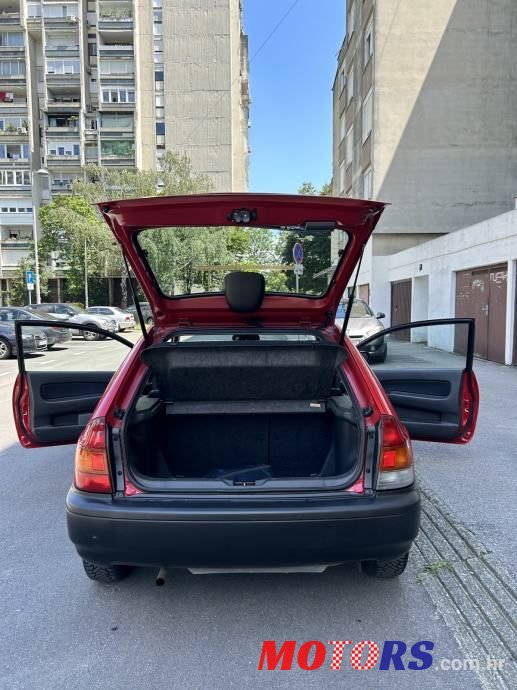 2000' Mazda 323 P 1,3 I photo #6