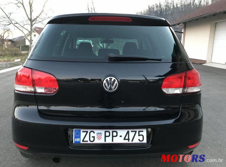 2011' Volkswagen Golf VI 1,6 Tdi photo #2