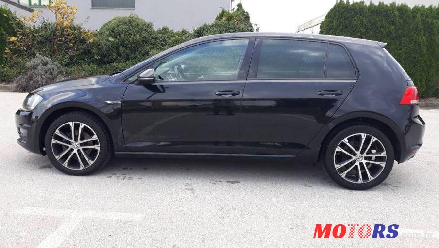 2016' Volkswagen Golf VII 1,6 Tdi Bmt photo #1