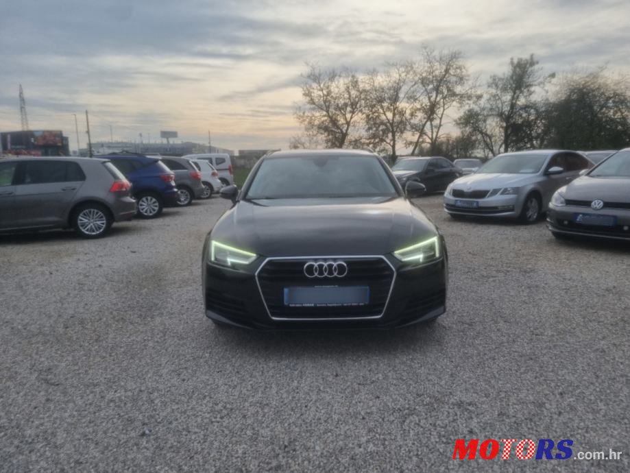 2019' Audi A4 Avant photo #3