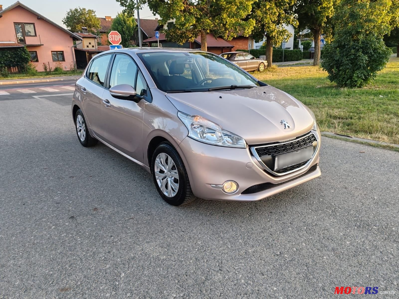 2014' Peugeot 208 1,4 Hdi photo #3