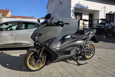 2021' Yamaha T max