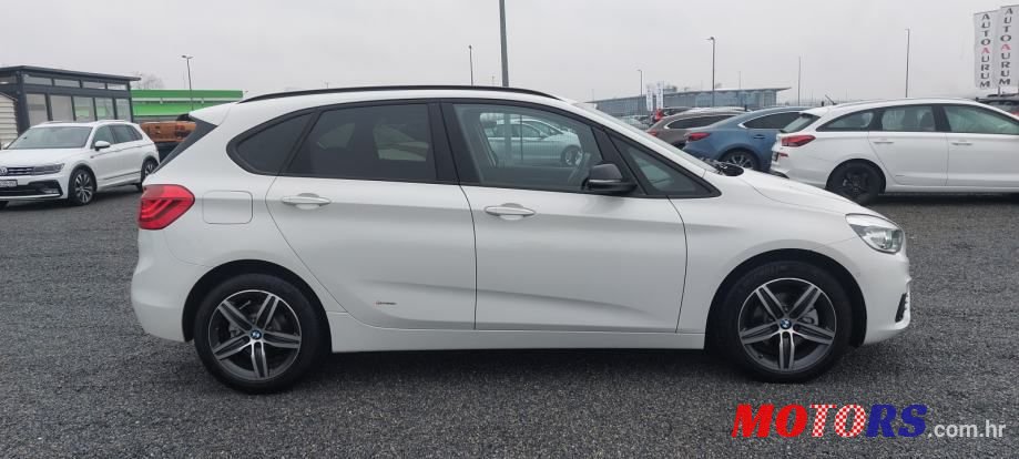 2015' BMW Serija 2 218D photo #5