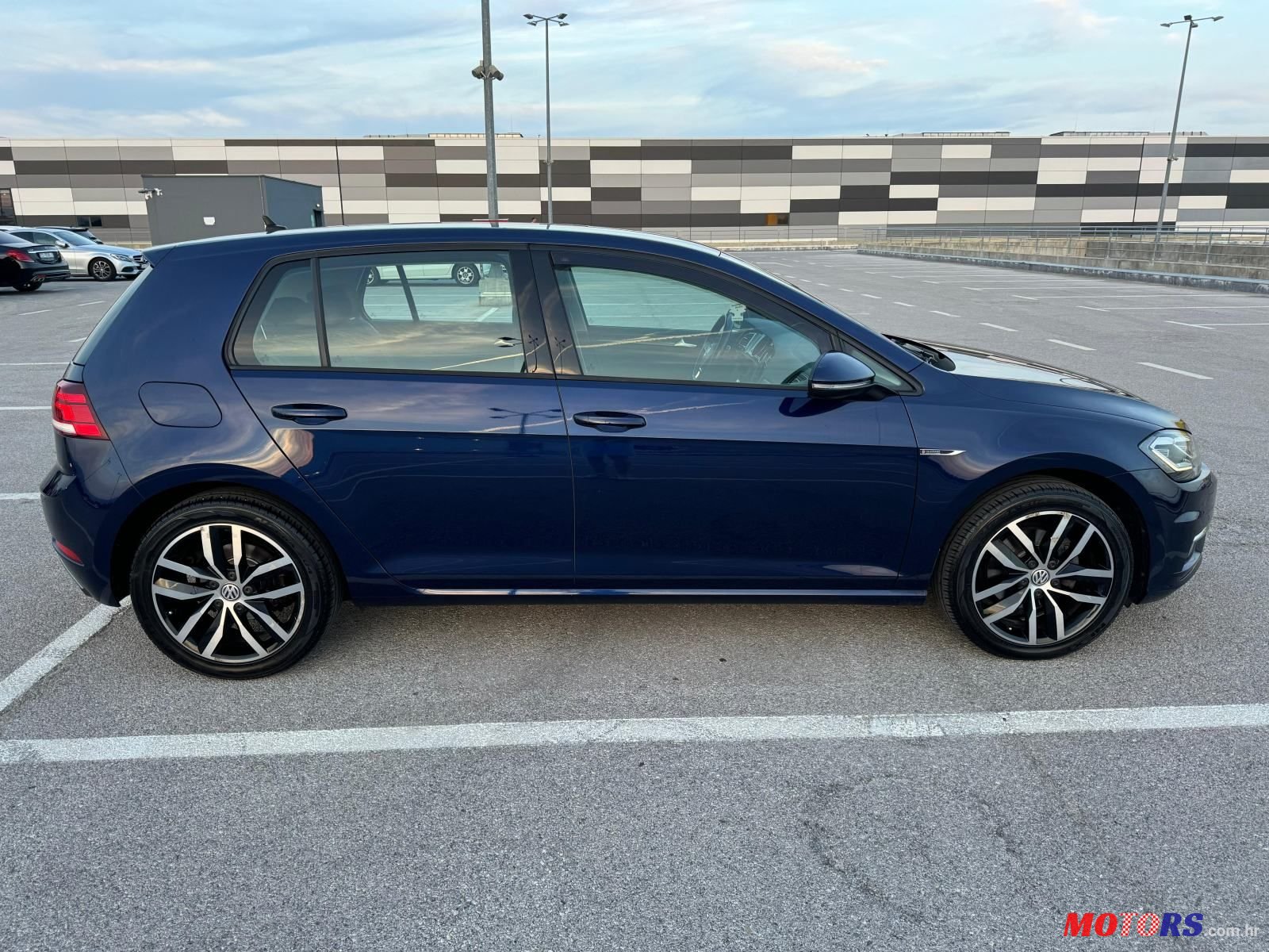 2019' Volkswagen Golf VII 2,0 Tdi photo #1