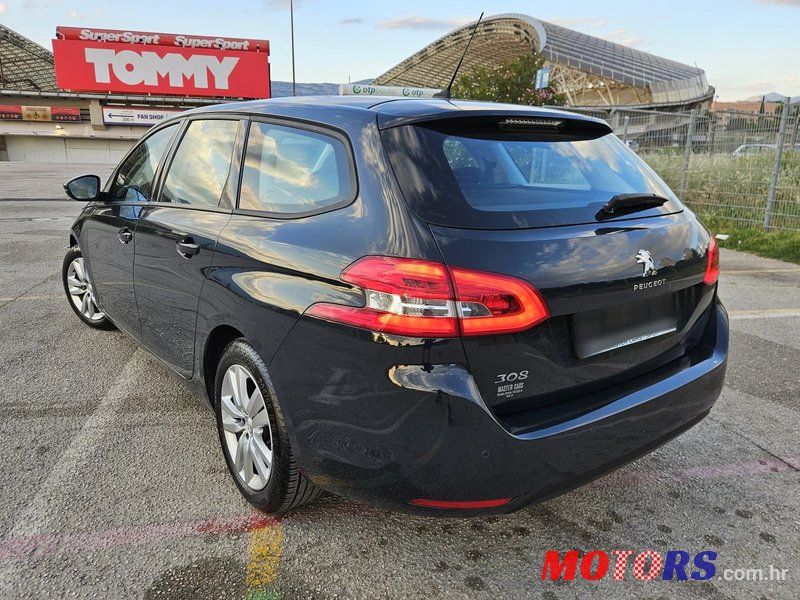 2019' Peugeot 308 Sw photo #4