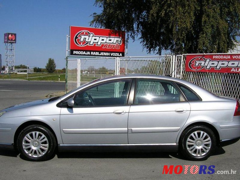 2004' Citroen C5 Sx 2,0 I 16V photo #1