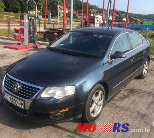 2008' Volkswagen Passat 1,9 Tdi photo #1