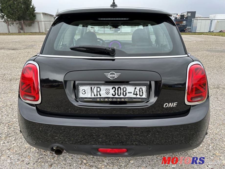 2019' MINI One photo #6