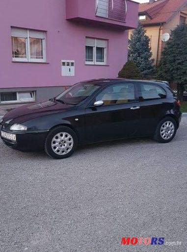 2003' Alfa Romeo 147 1,9 Jtd 16V Multijet photo #1