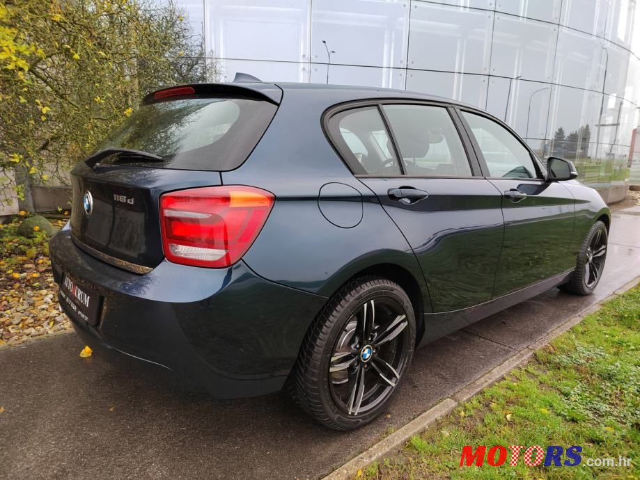 2011' BMW Serija 1 118D photo #4