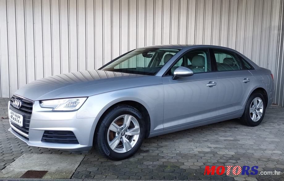 2016' Audi A4 Sport photo #1