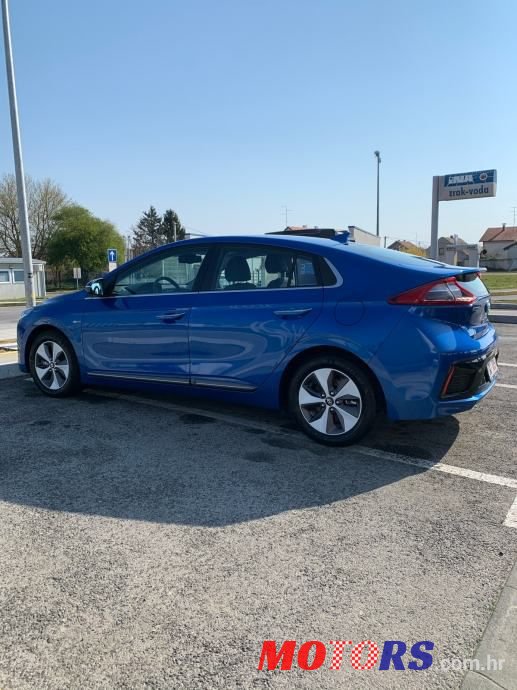 2019' Hyundai Ioniq Electric photo #3