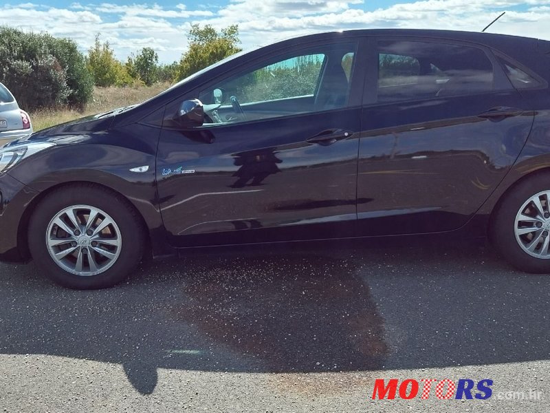 2014' Hyundai i30 1,6 Crdi photo #6