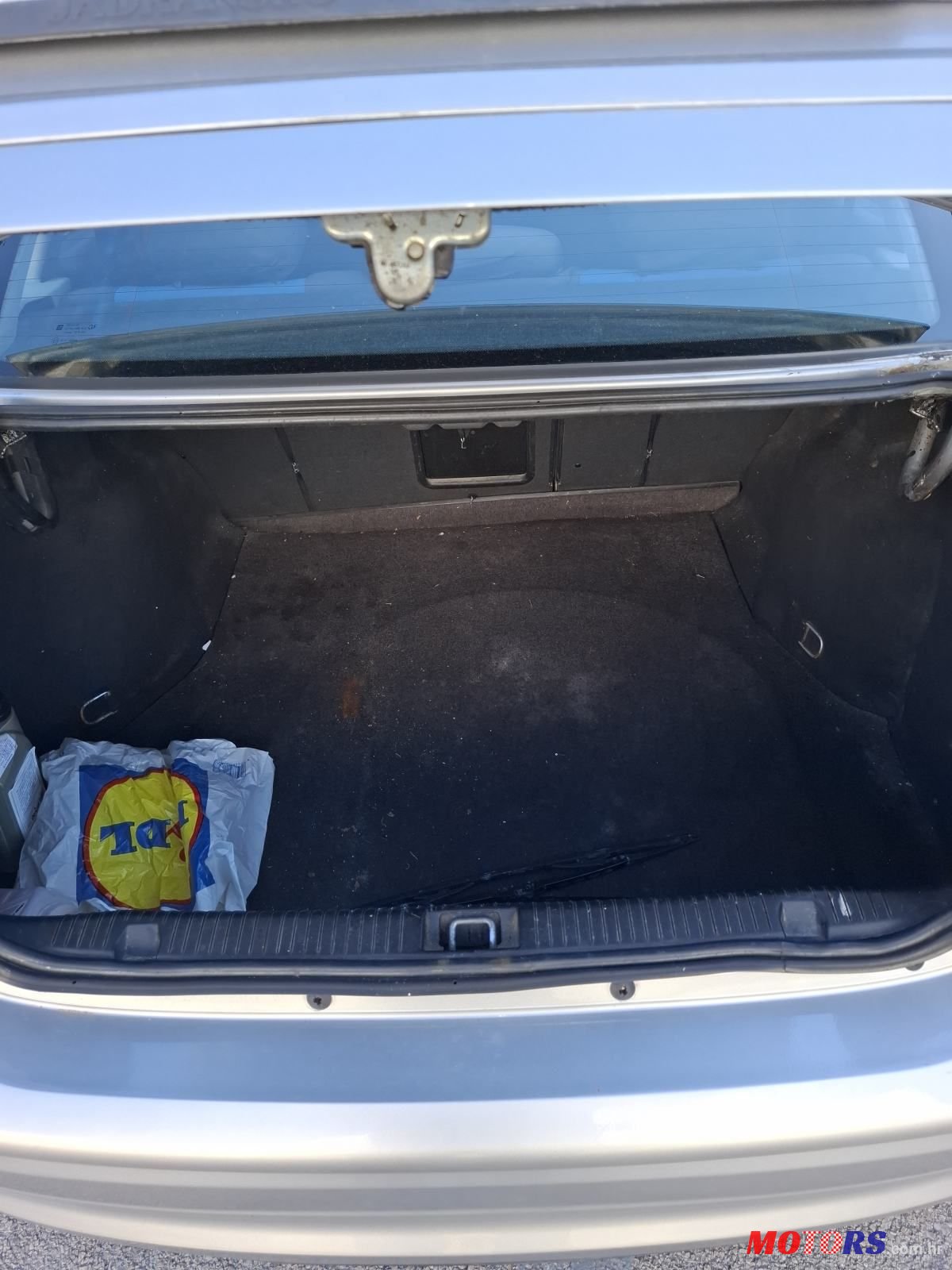 2000' Opel Vectra 1,6 I 16V photo #1