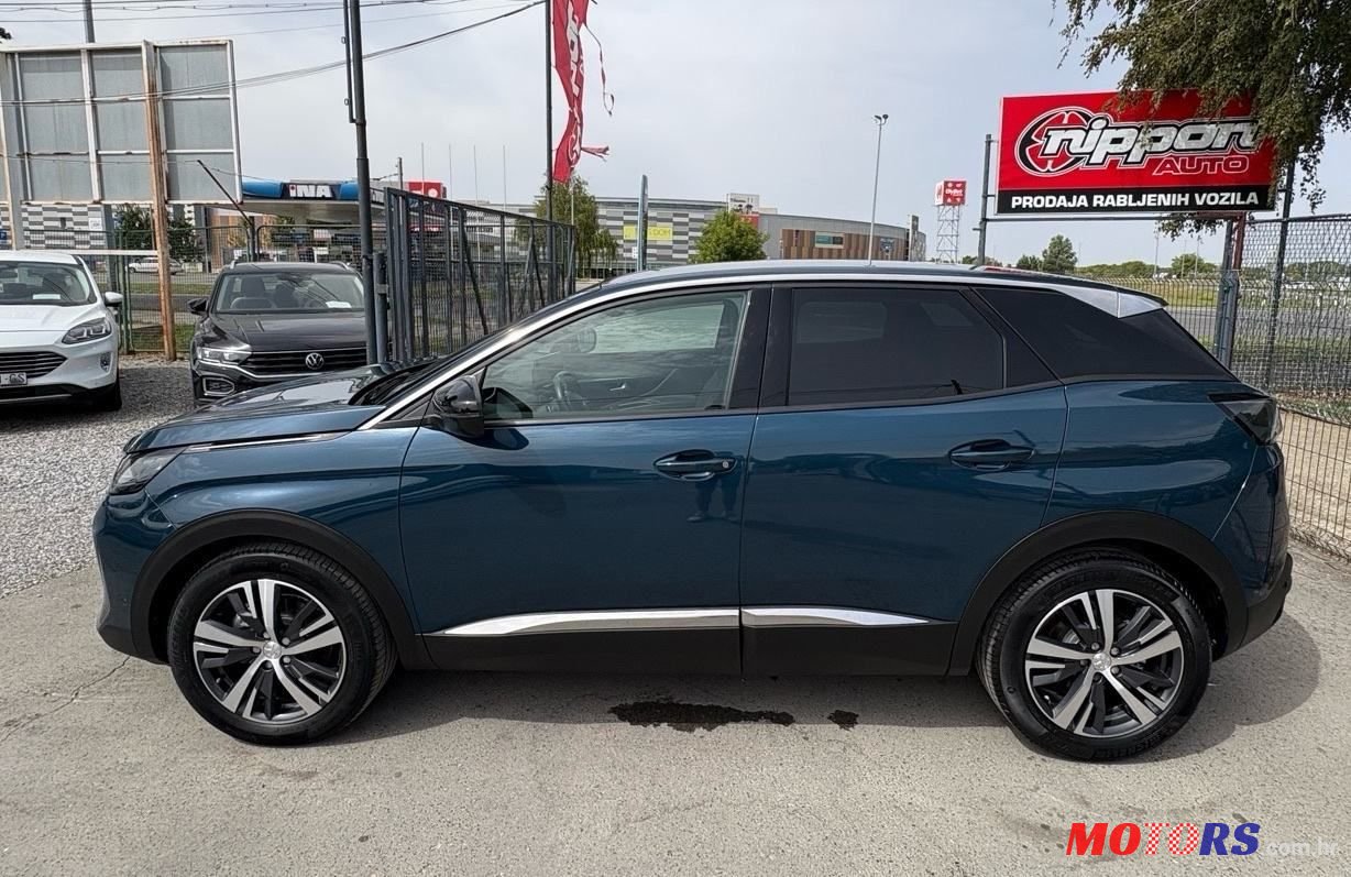 2022' Peugeot 3008 1,5 photo #3