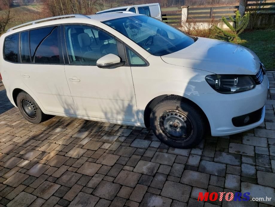2013' Volkswagen Touran 1,6 Tdi photo #6