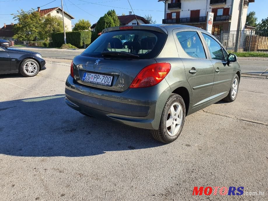2007' Peugeot 207 1,4 16V photo #5