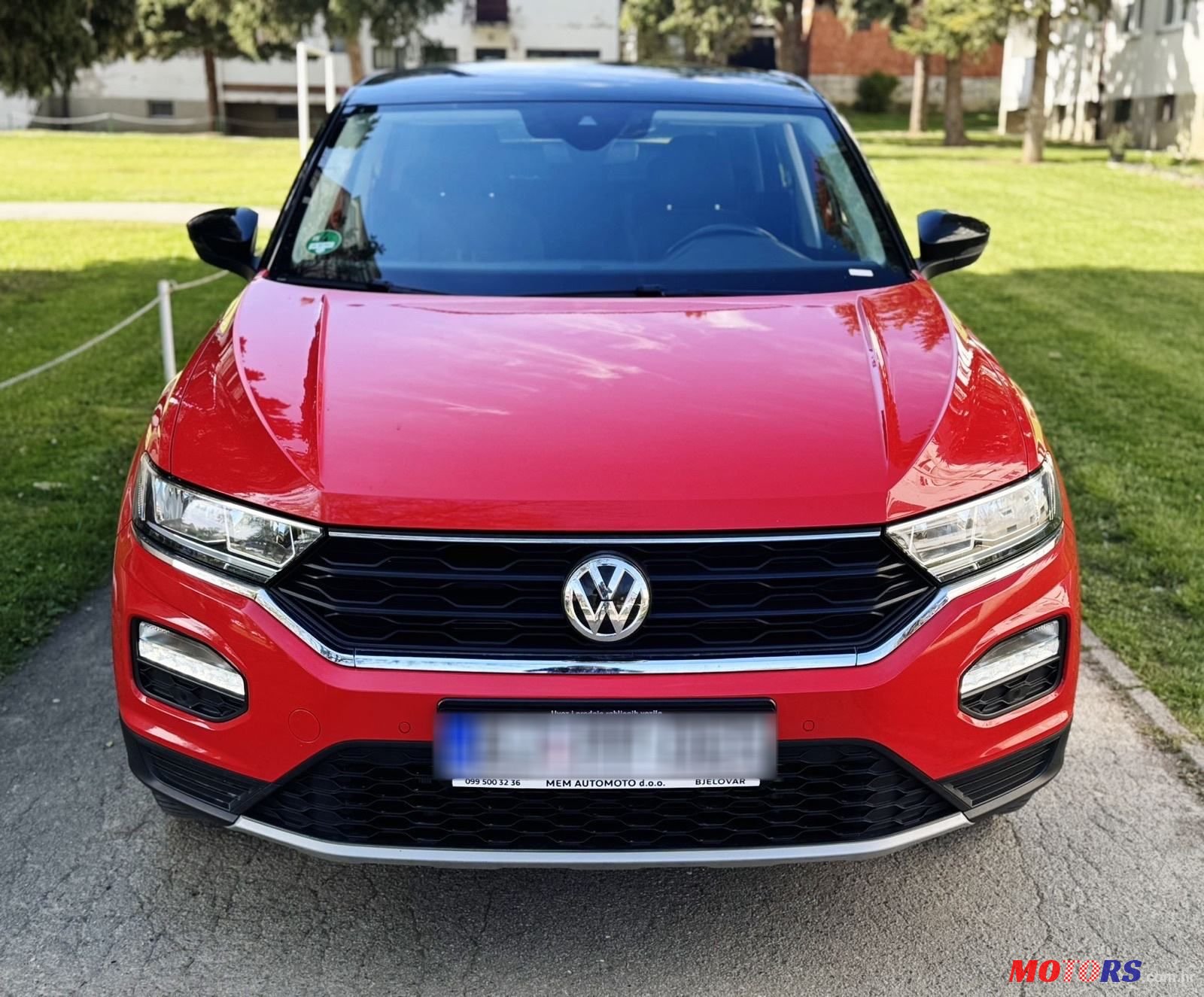 2019' Volkswagen T-Roc 1,6 Tdi photo #2
