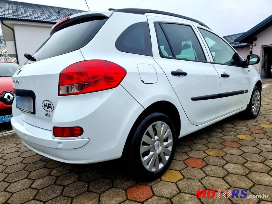 2011' Renault Clio 1,5 Dci photo #5