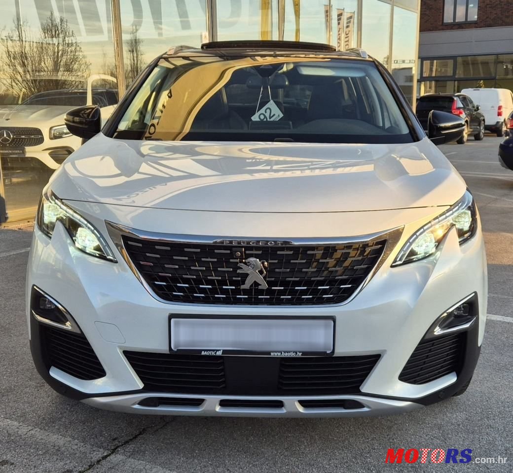 2019' Peugeot 5008 photo #3