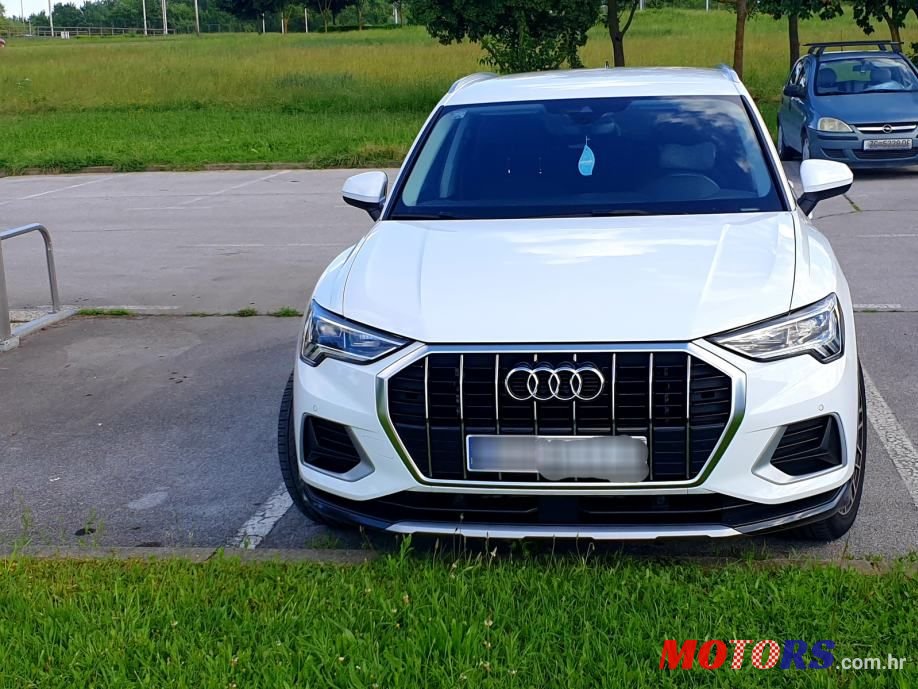 2019' Audi Q3 35 Tdi photo #3