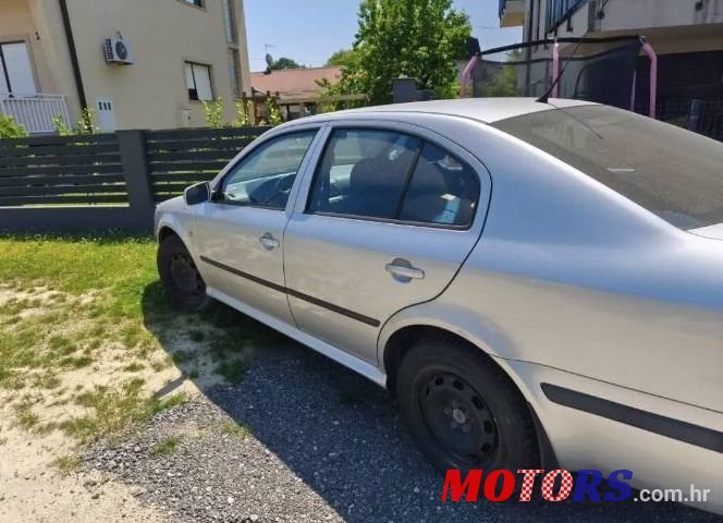 2008' Skoda Octavia 1,6 photo #3