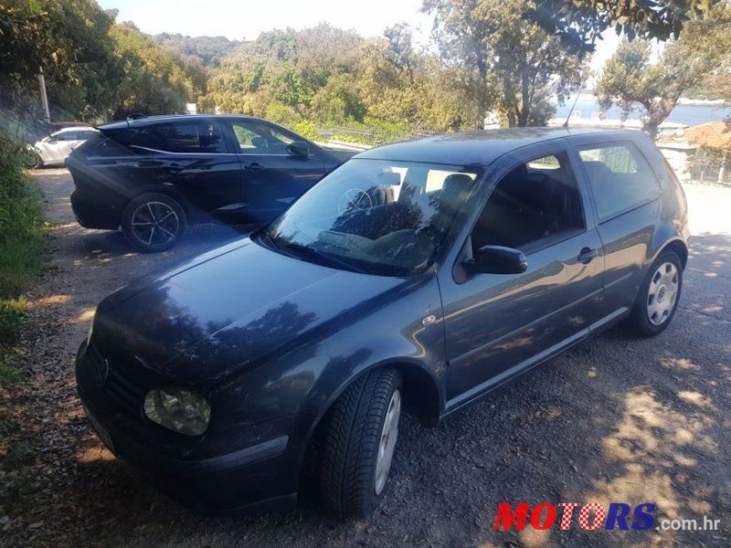 2000' Volkswagen Golf IV 1,6 photo #1