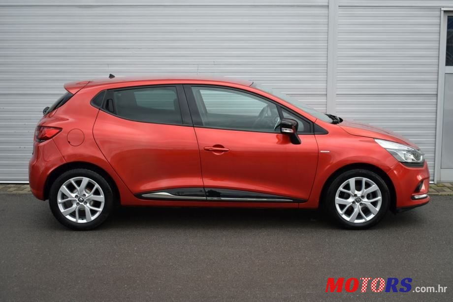 2019' Renault Clio 1.5 Dci Limited photo #2