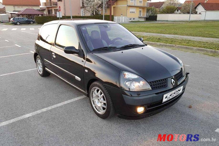 2002' Renault Clio 1,6 16V photo #1