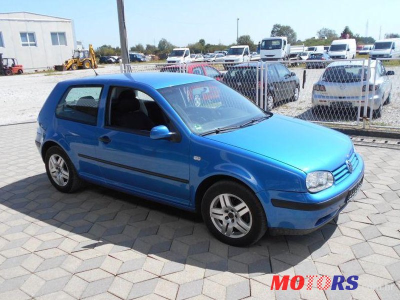 2002' Volkswagen Golf IV 1,9 Tdi photo #2