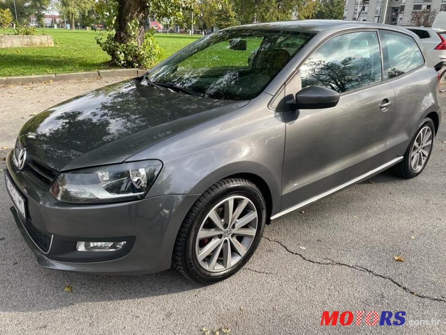 2011' Volkswagen Polo 1,6 Tdi photo #3