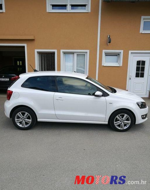 2014' Volkswagen Polo 1,6 Tdi photo #1