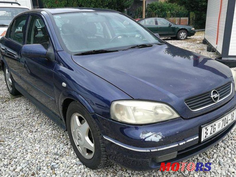 2000' Opel Astra 1,6 Cdx photo #1