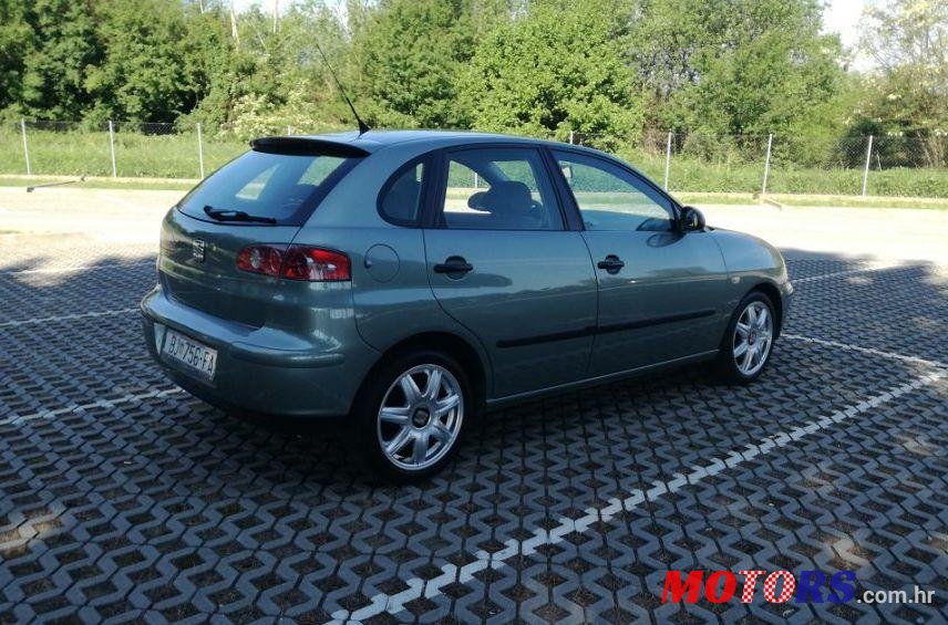 2004' SEAT Ibiza 1,4 16V photo #1