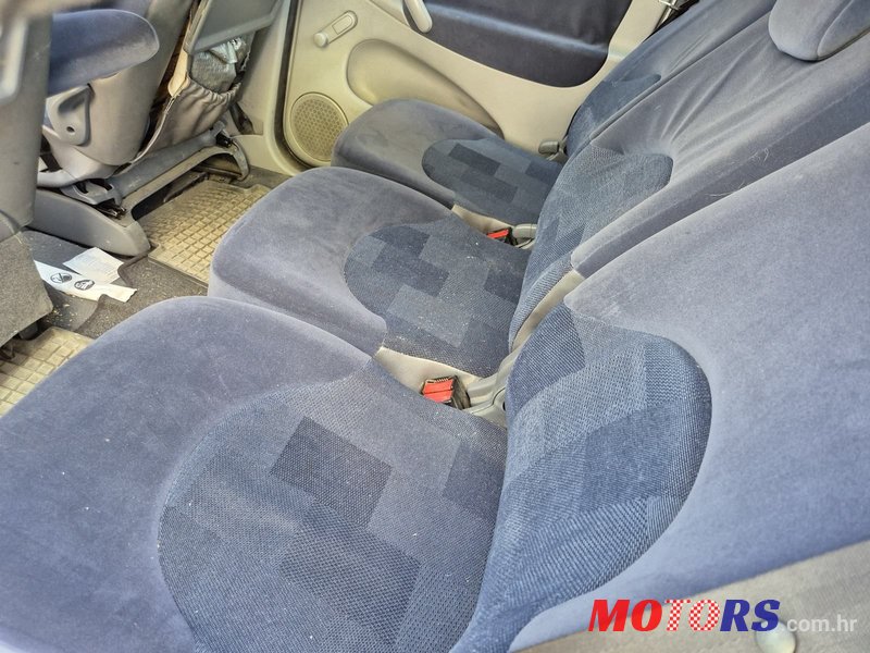 2005' Citroen Xsara Picasso 1,6 I photo #6
