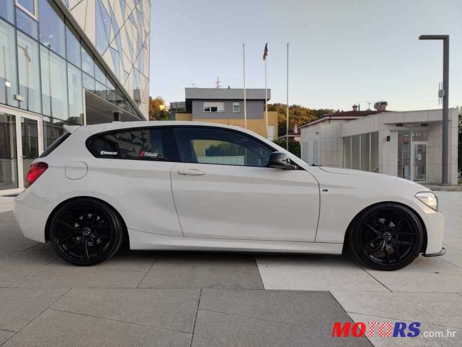 2013' BMW Serija 1 120D photo #5